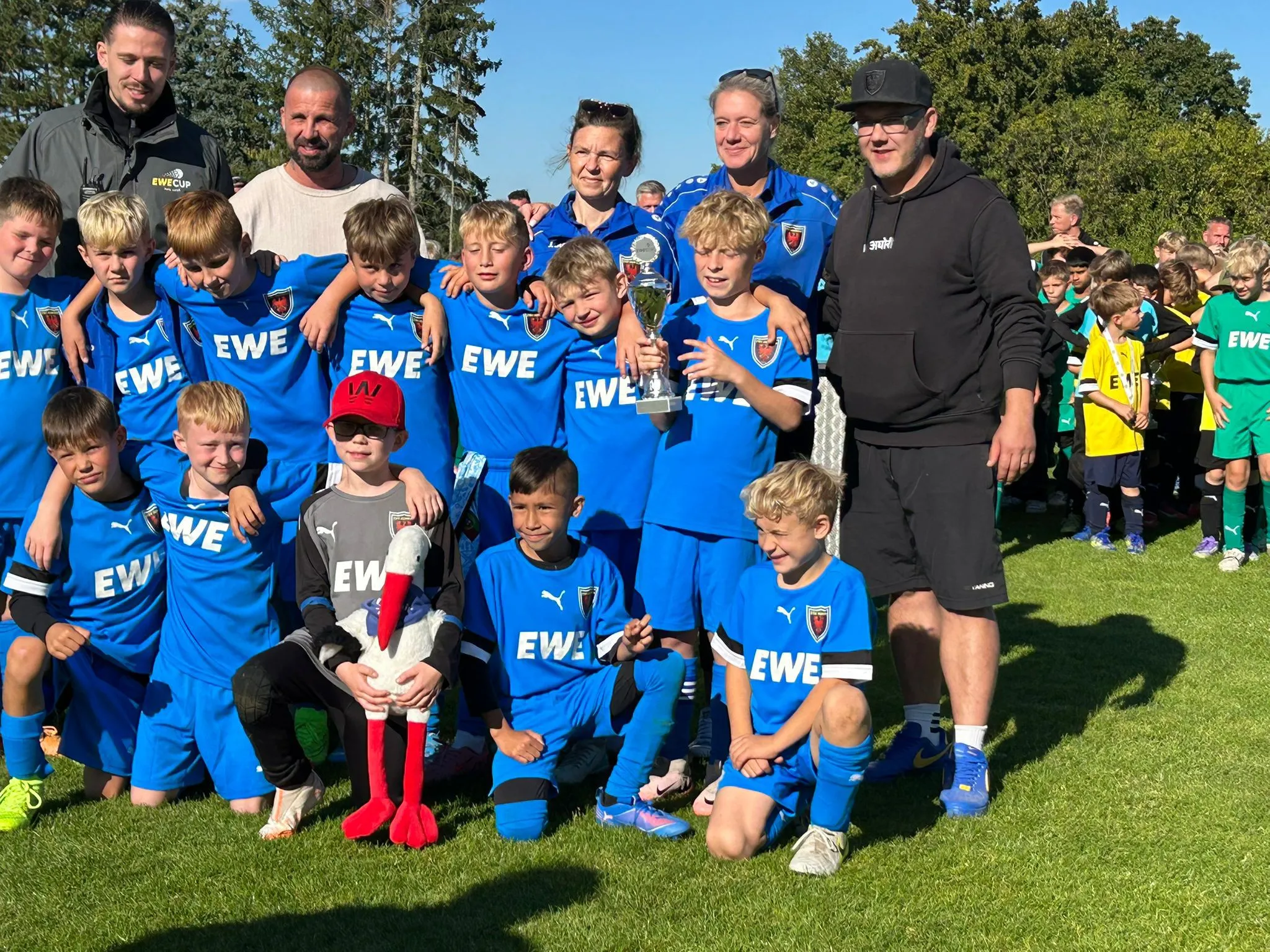 Unsere E1 qualifiziert sich für die Hauptrunde des EWE Cup in Bremen !!